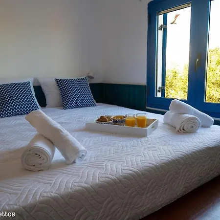 Evelia Sea House *